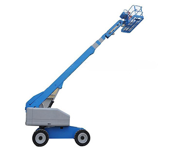 Self propelled telescopic boom lift